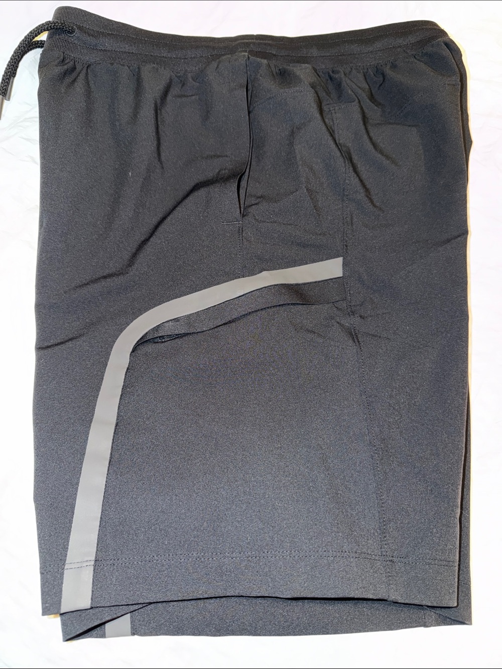 Men’s Large Under Armour Cargo Elite Shorts - Picture 4 of 8